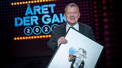 Udenrigsminister Lars Løkke Rasmussen modtog prisen som 'Årets yndlingsoffer'.