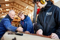På FGU Syd- og Vestsjælland i Korsør glæder både elever og undervisere sig til mere moderne værktøj og mener, at Værkstedspuljen er en god begyndelse på en nødvendig opgradering af deres faciliteter.