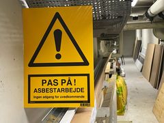 Nedrivning af asbest må fremover kun udføres af virksomheder, som har en særlig autorisation. Ordningen vil hjælpe til, at asbest håndteres korrekt.