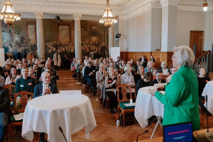 Gigt stjæler gode leveår og hænder fra arbejdsmarkedet. Hvordan forebygger og behandler vi gigt bedre i sundhedsvæsenet?