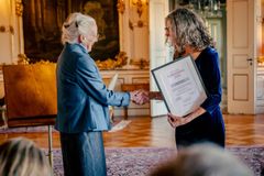 Med Gigtforeningens store pris følger et forskningslegat på 250.000 kr. til støtte for den fortsatte forskning. Prisen blev indstiftet af Gigtforeningen i 1978, da Dronning Ingrid havde været protektor for Gigtforeningen i 25 år.
