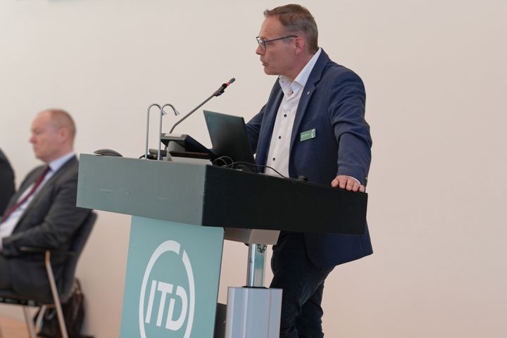 International Transport Danmarks genvalgte formand, John Agervig Skovrup, på talerstolen.