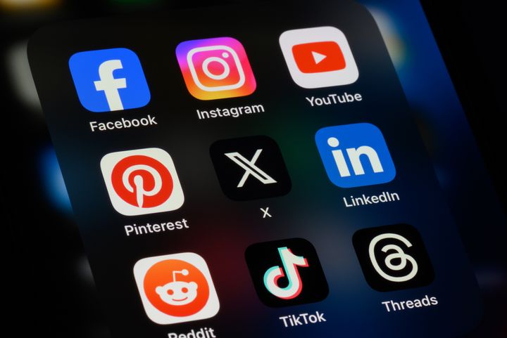 Ny undersøgelse viser, at hele 94 procent af befolkningen har oprettet en profil på mindst ét socialt medie.