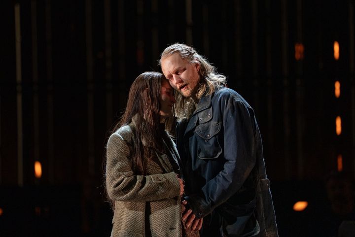 Louise McClelland Jacobsen og Wiktor Sundqvist i Asle og Alida. Foto: Monika Kolstad
