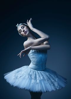Solodanser Wilma Giglio som svaneprinsessen Odette. Foto: Klaus Vedfelt