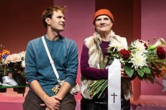 Magnus Haugaard og Tina Gylling Mortensen i 'Sat i verden'