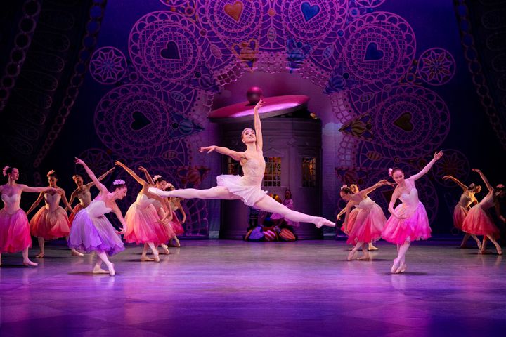 Solodanser Astrid Elbo som Dugdråbe. Foto: Henrik Stenberg