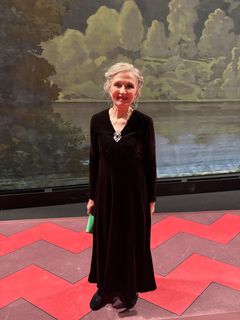 Bodil Jørgensen i kostume som Sara Levin i 'Indenfor murene' på Det Kongelige Teater