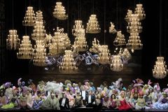 Flagermusen. Foto: Bayerische Staatsoper 2023/Wilfried Hösl