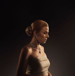 Cecilie Stenspil som Evita