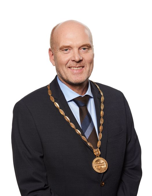 Portræt af Mads Skau 