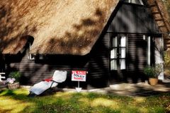 Sommerhus med stråtag