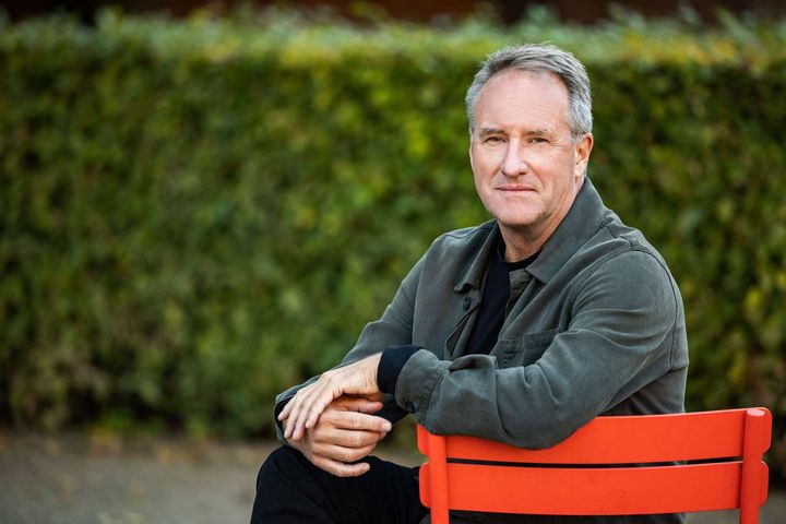 "Vi vil aktivt ændre den store samtale om arbejdslivet. Starte en nødvendig samtale om, hvordan vi i fællesskab kan sikre fremtidens arbejdslyst," siger Lars Sandahl Sørensen, adm. direktør i Dansk Industri.