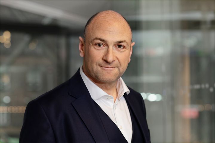 "Dansk forsvarsvirksomheder har meget at byde ind med til Litauens forsvar, som allerede er stærkt, men som landet af naturlige årsager opruster kraftigt i disse år, siger direktør for DI Forsvar og Sikkerhed Joachim Finkielman.