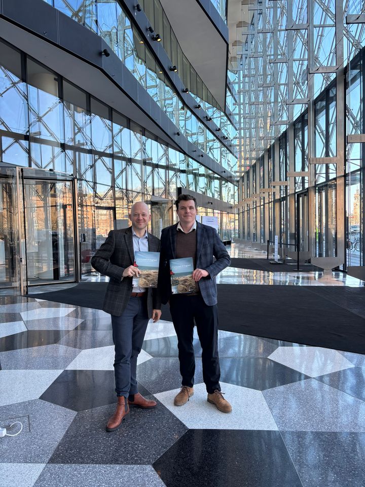 Lars Bertolt Winther, chef for DI Turisme, Kultur & Oplevelser, og Jakob Sørensen, direktør i Dansk Kulturliv.