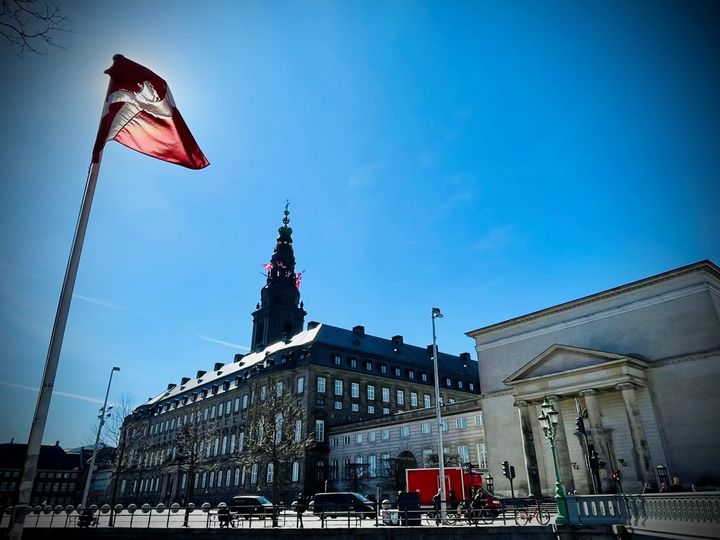 Med regeringsforhandlingerne i gang har DANVA og Danske Vandværker fremlagt et politisk udspil med to konkrete forslag til et kommende regeringsgrundlag.