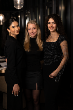 Sara Al-Dafaee, Frederikke Millschou Nielsen og Malou Ravn, vindere af Djøfs specialepris 2023.
