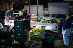 Coops butikker donerer igen i år overskudsmad sammen med Stop Spild Lokalt.