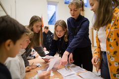 Skolevalg et gratis undervisningstilbud i januar til alle skoler med 8., 9. og 10. klasse.