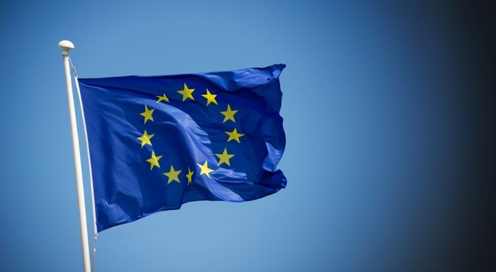 Europa-Kommissionen har i dag for første gang lanceret en samlet europæisk life science-strategi, som med egne ord skal gøre EU til det mest attraktive sted i verden for life science i 2030. Og den ambition bliver modtaget med meget stor tilfredshed hos  Lif, lægemiddelindustrien.