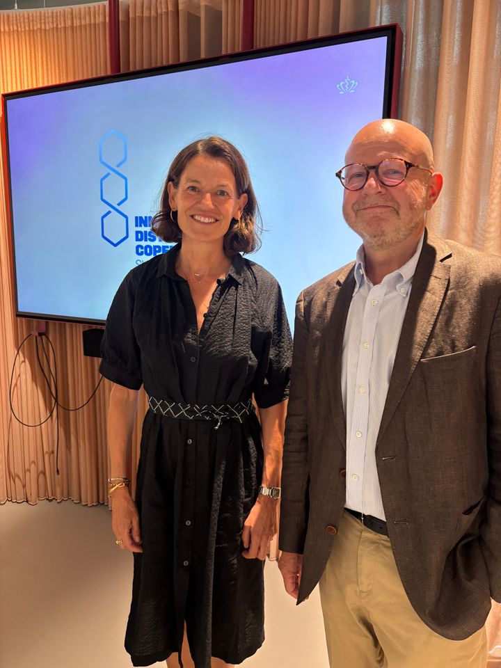 Annemarie Munk Riis, CEO i Innovation District Copenhagen og Thomas Senderovitz, amd. dir. i Lif- Lægemiddelindustriforeningen og nyt bestyrelsesmedlem i IDC