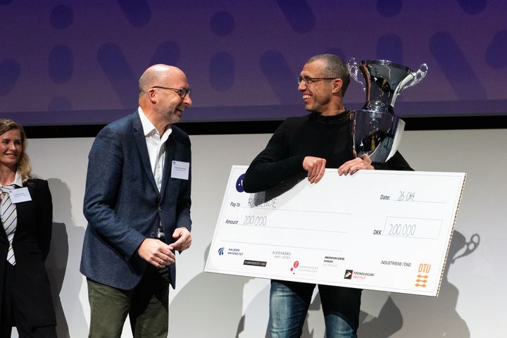 Reblade vinder Industriens Fonds AI-pris 2023
