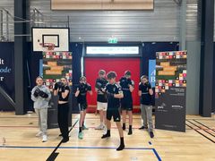 Elever fra 7. og 8. klasser i Vejle og Kolding Kommune deltager i forløbet, der byder på en sjov og anderledes form for matematikundervisning med bl.a. boksning på programmet.