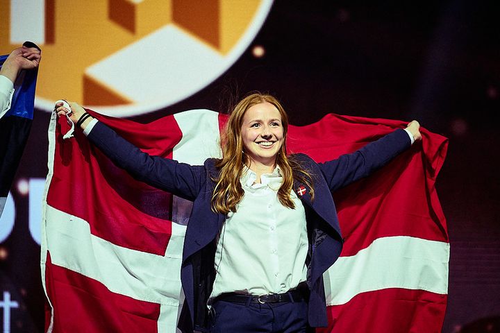 Louise Søltoft Pedersen vandt guldmedalje som blomsterdekoratør til EuroSkills Herning 2025