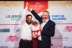 AKKC vandt Årets Bæredygtighedspris 2023 ved Aalborg Awards for sit store arbejde med bæredygtighed (Nicolaj Holm og Jan Kvistborg)
