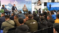Formændene fra QAK, SQAPK og KNAPK deltager i debat under PolarExpo