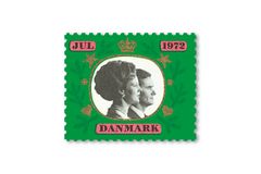 I 1972 var det H.M. Dronning Margrethe og Prins Henrik, som var på Julemærket.